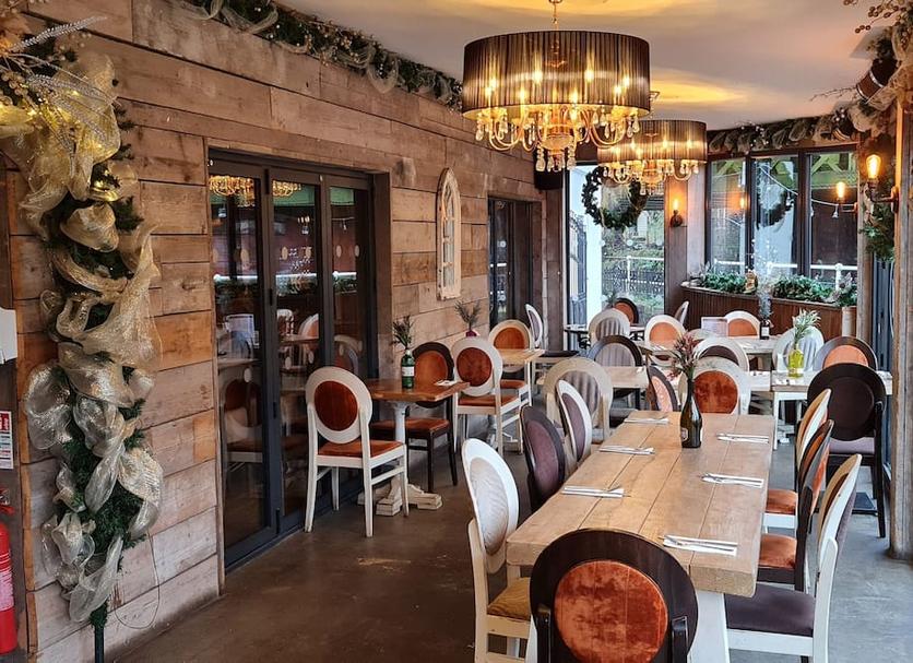 Restaurant Photo