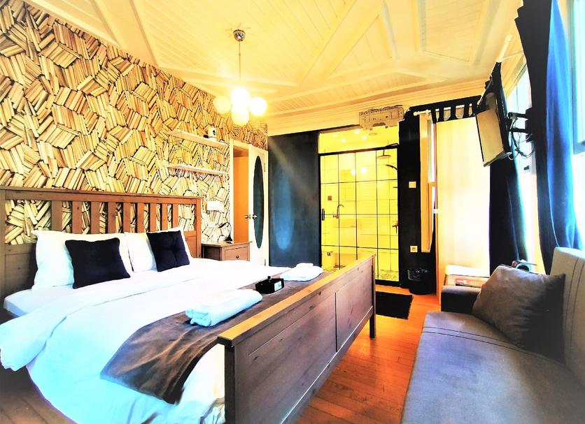 Bedroom Photo