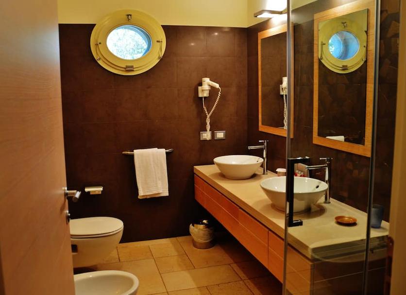 Bathroom Photo