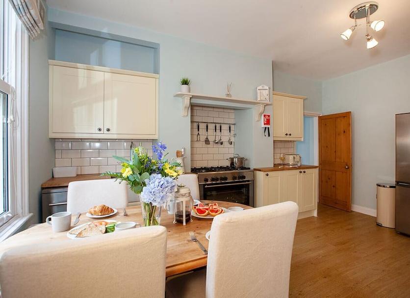 Dining room Photo