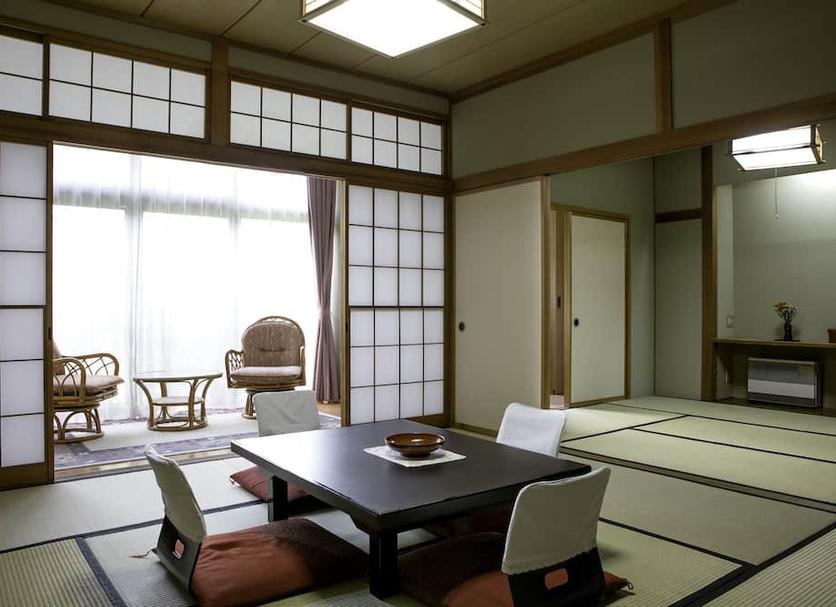 Dining room Photo