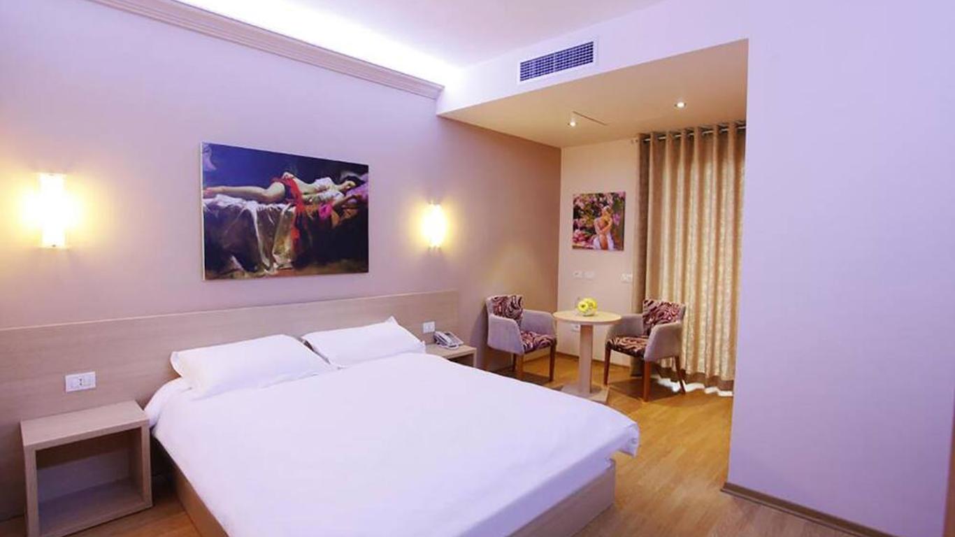 Hotel Green