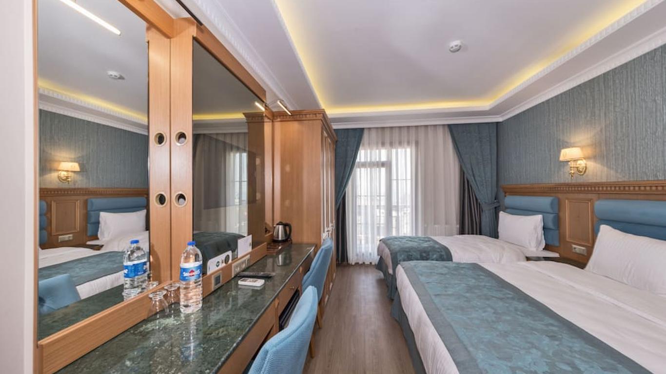 Magnaura House Hotel