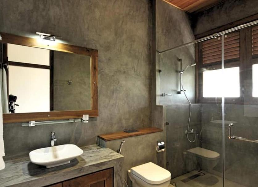 Bathroom Photo
