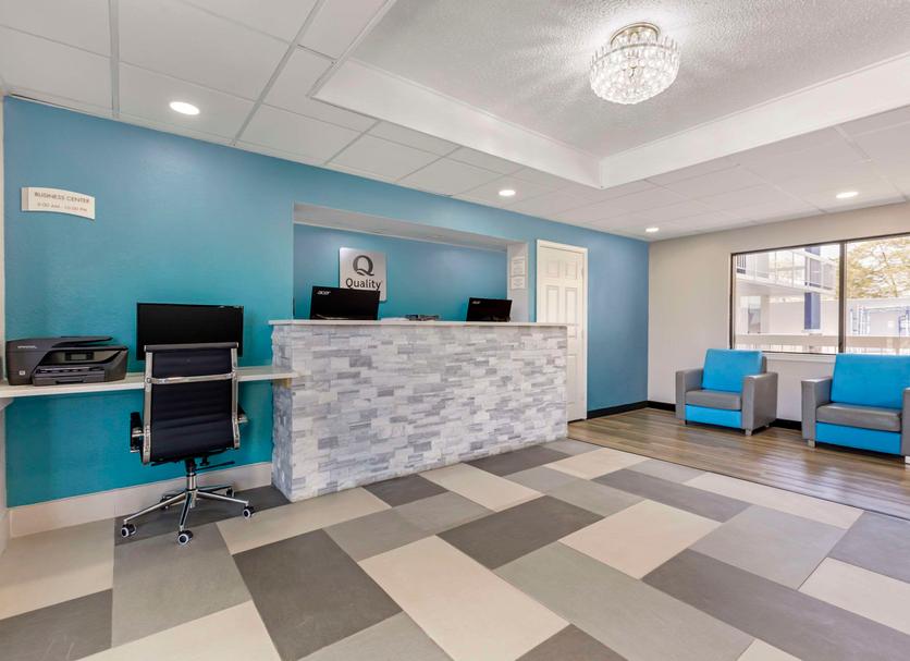 Front desk Photo