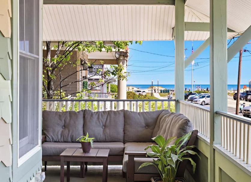 Balcony Photo