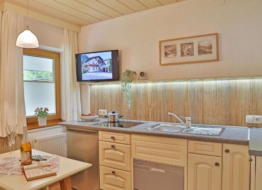 Kitchen Photo