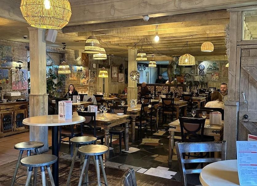 Restaurant Photo