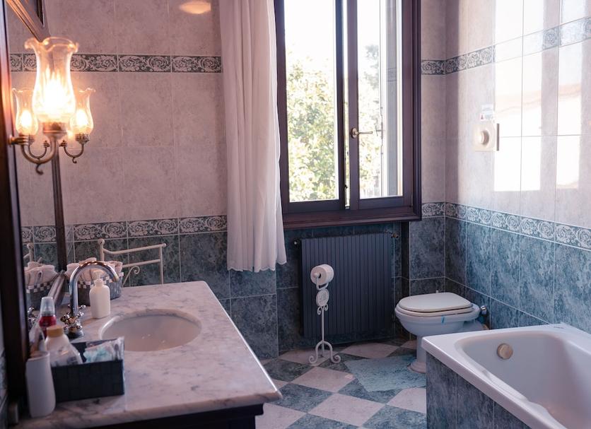 Bathroom Photo
