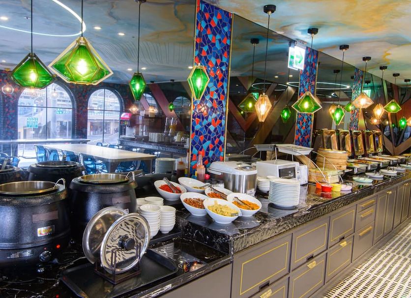 Buffet Photo