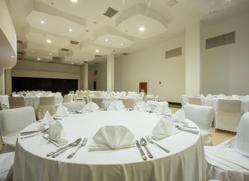 Banquet hall Photo