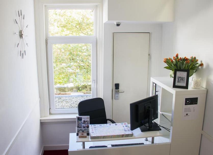 Business centre Photo