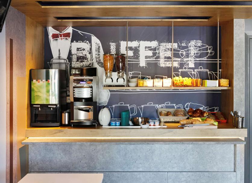 Buffet Photo