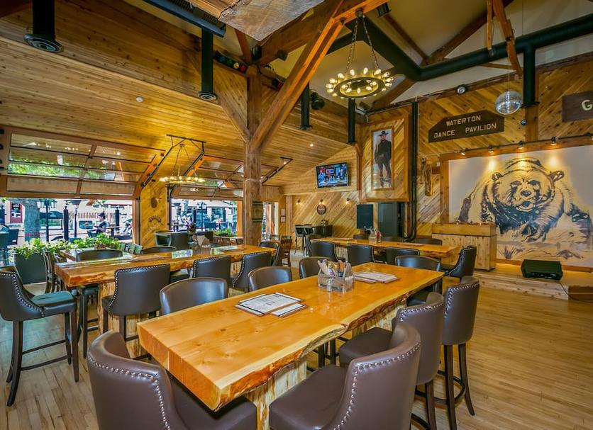 Restaurant Photo