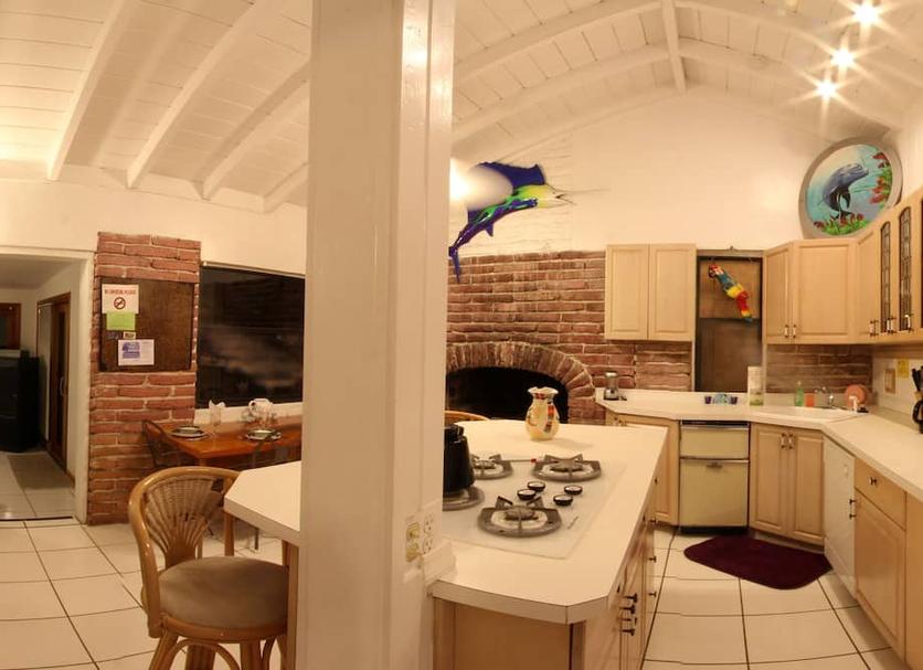 Kitchen Photo