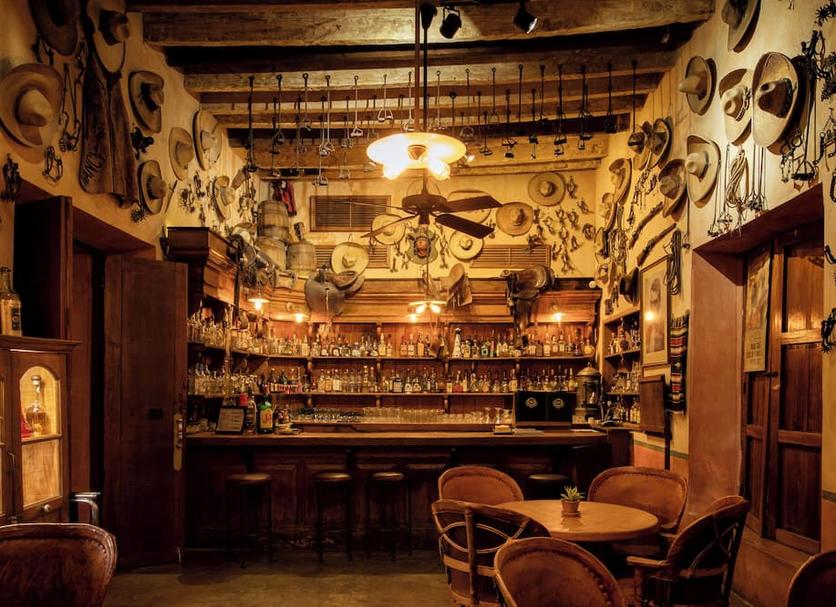 Bar Photo