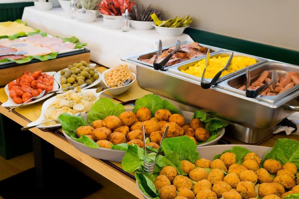 Buffet Photo