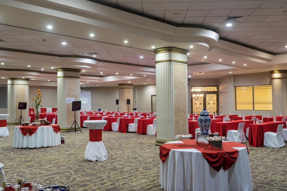 Banquet hall