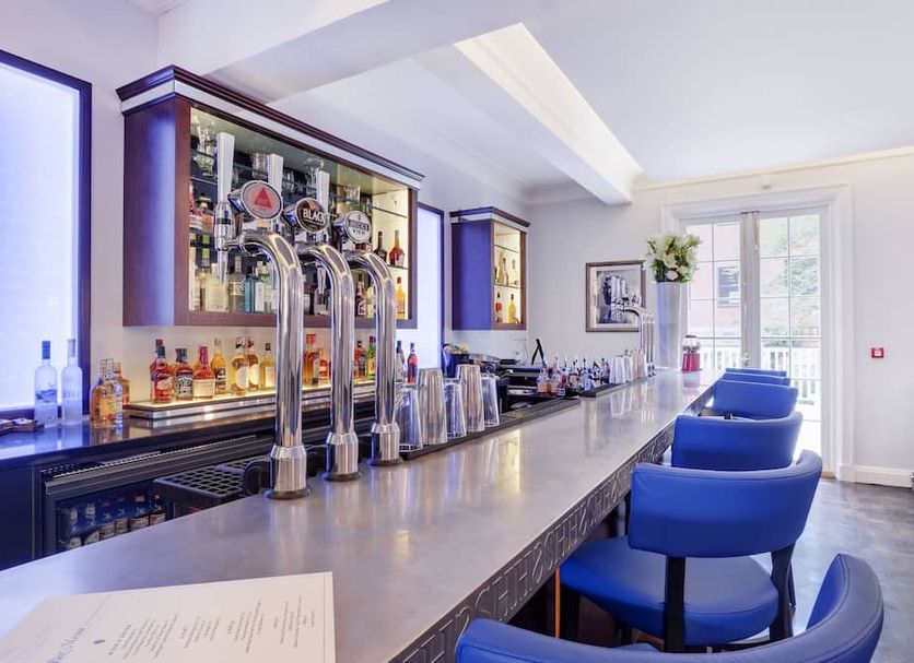 Bar Photo