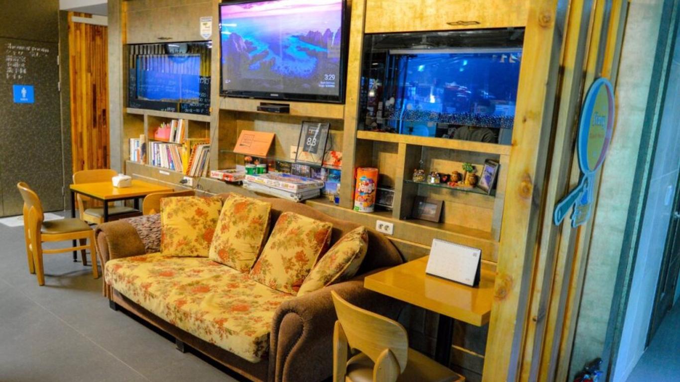 Story Guesthouse