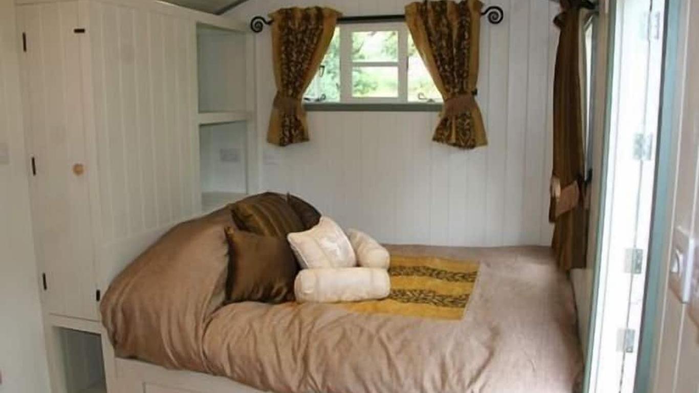 Posh Huts