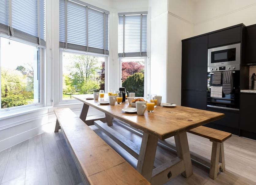 Dining room Photo