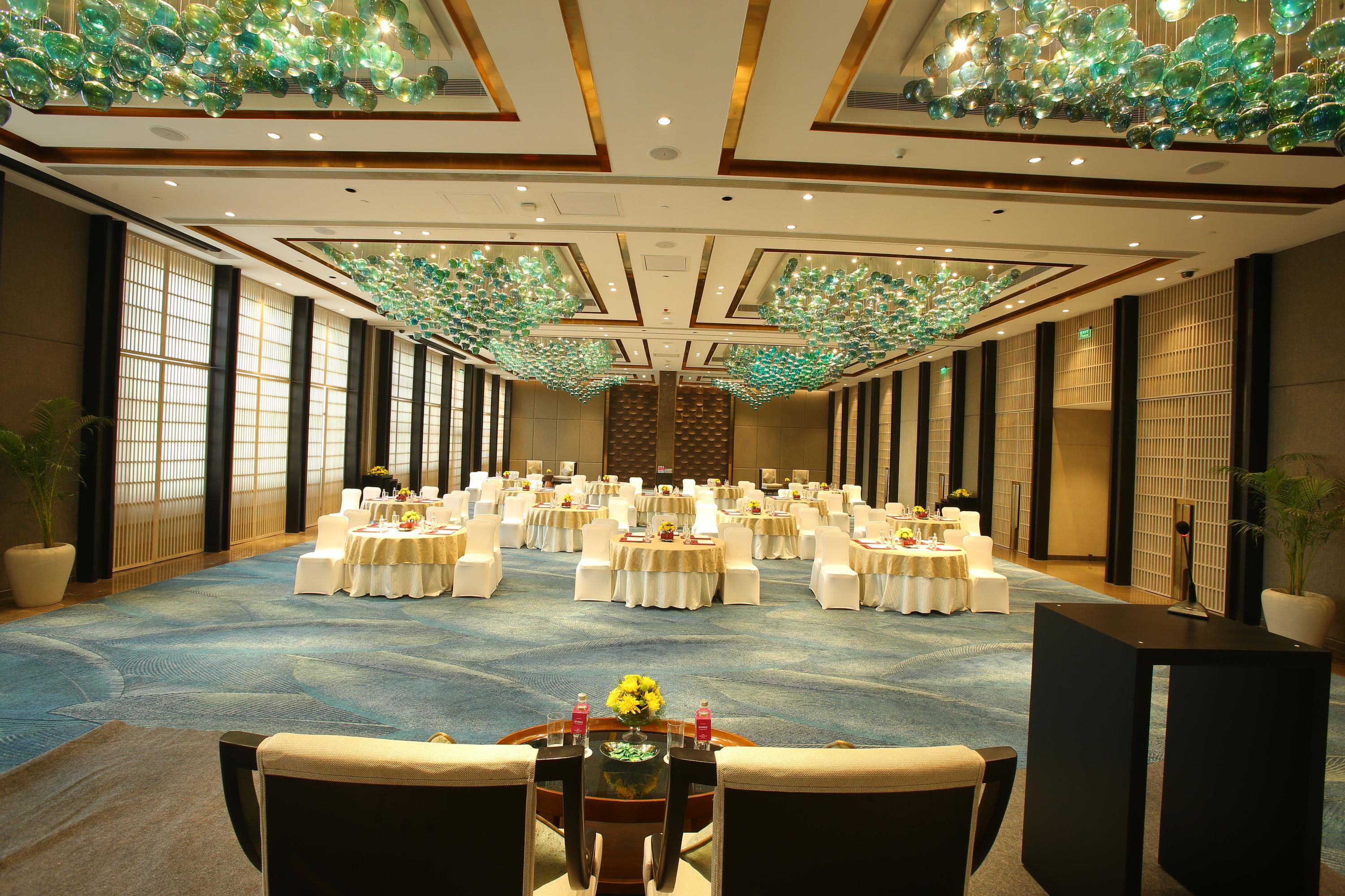 Banquet hall