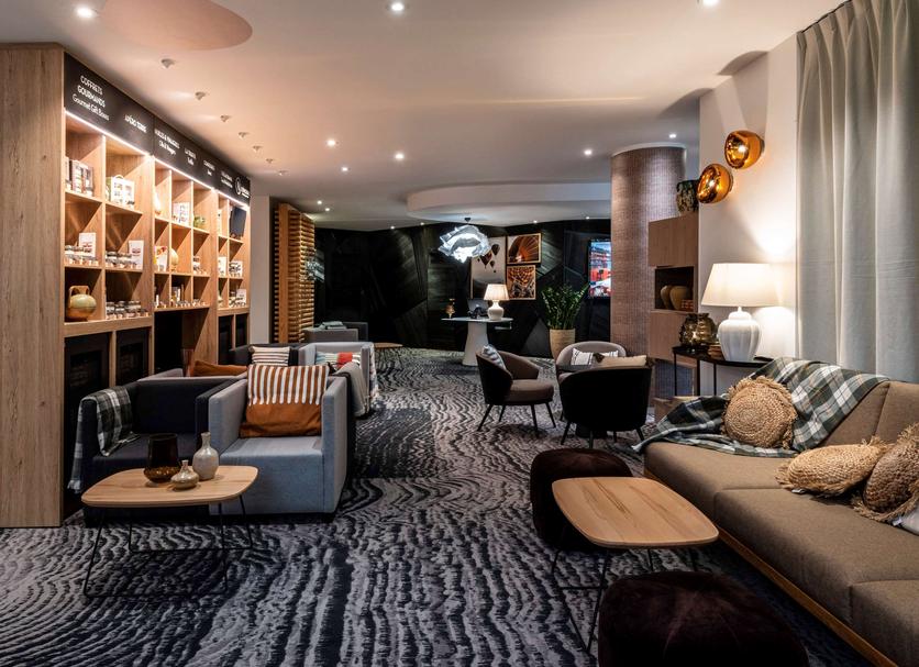 Lounge Photo