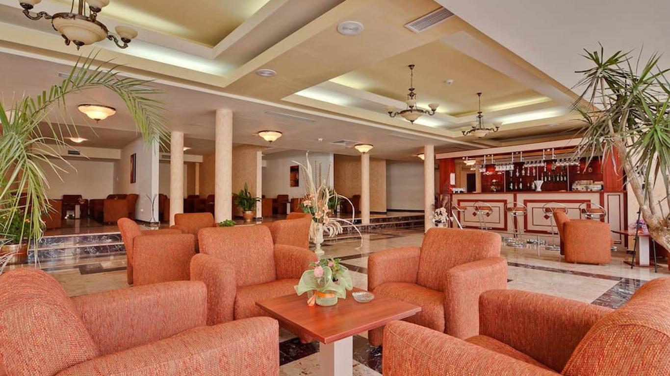 Hotel Cleopatra