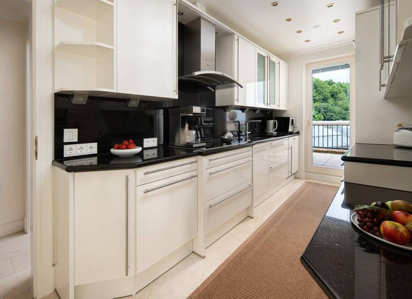 Kitchen Photo