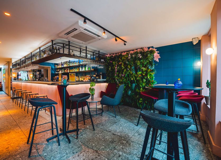 Bar Photo