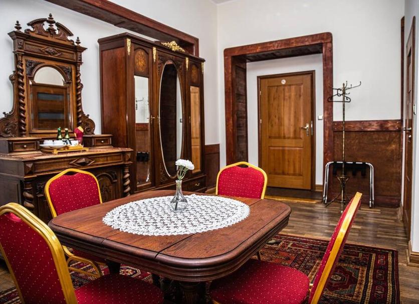 Dining room Photo