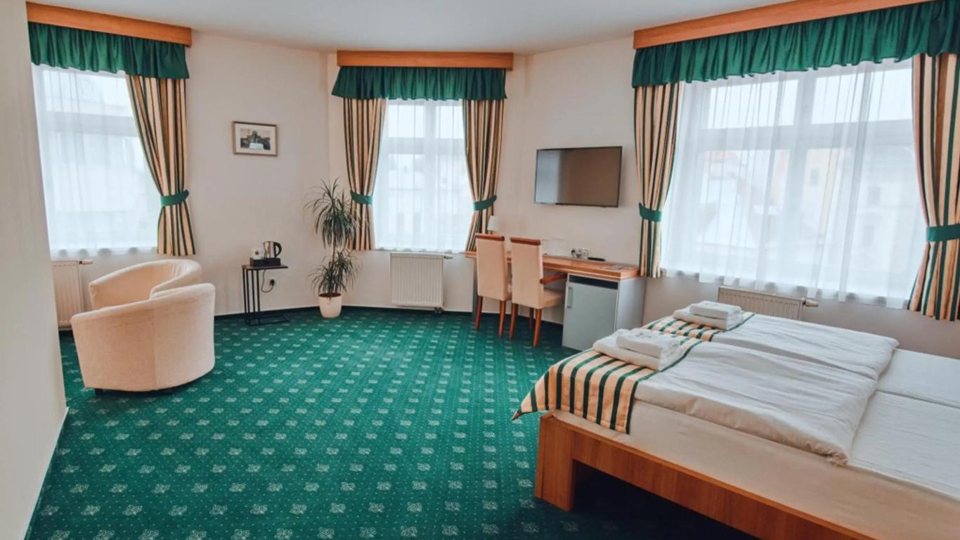 Hotel Grand