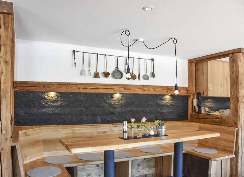 Dining room Photo