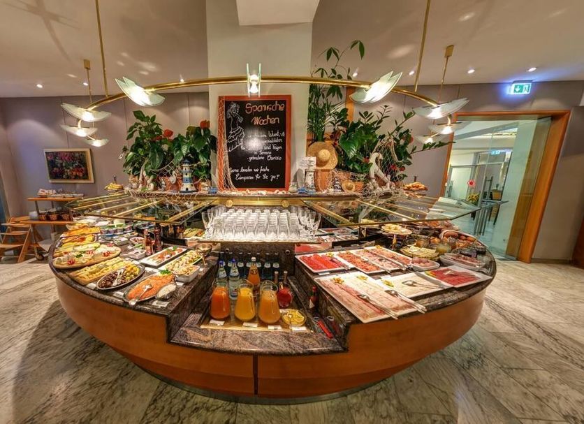 Buffet Photo