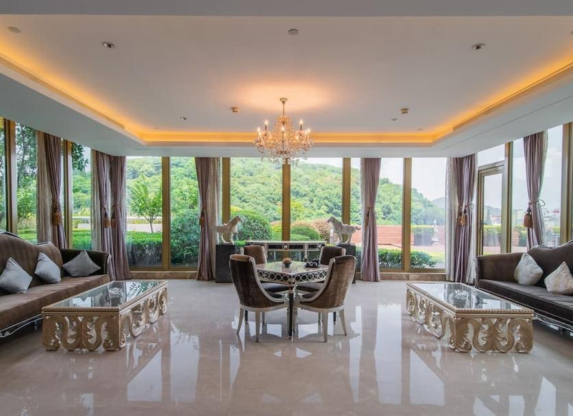 Living room Photo