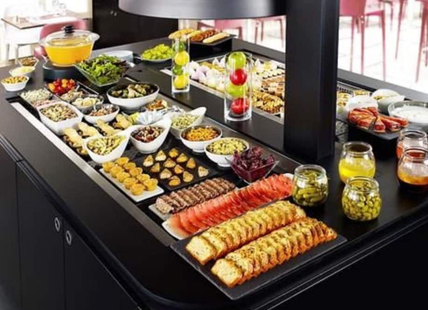 Buffet Photo