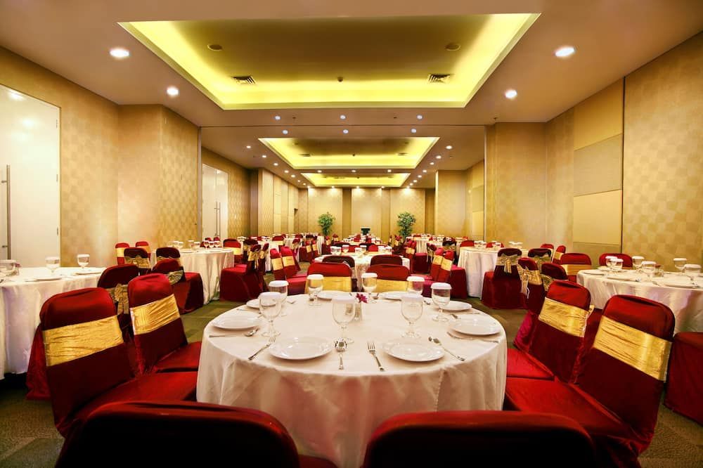 Banquet hall Photo