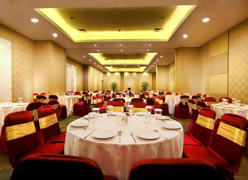 Banquet hall Photo