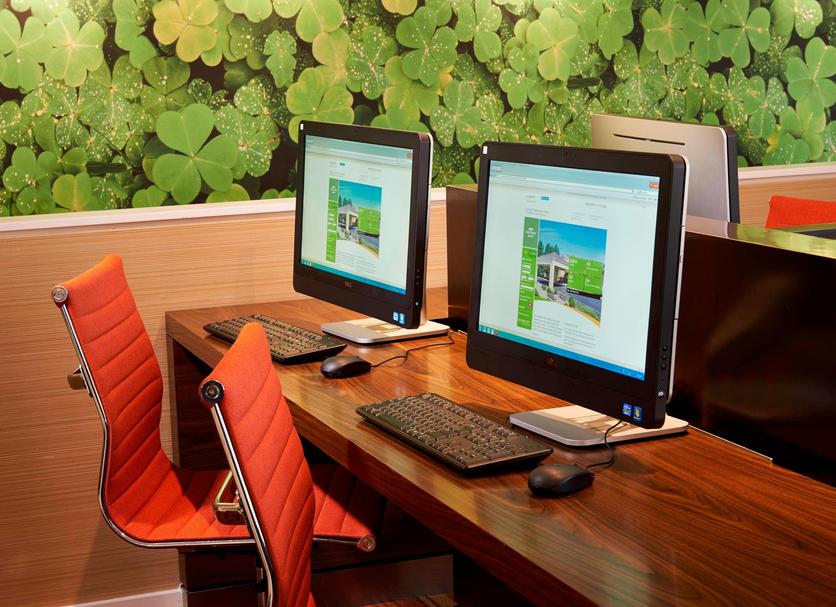 Business centre Photo