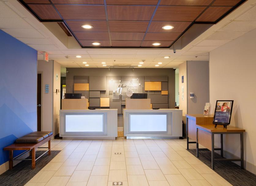 Front desk Photo