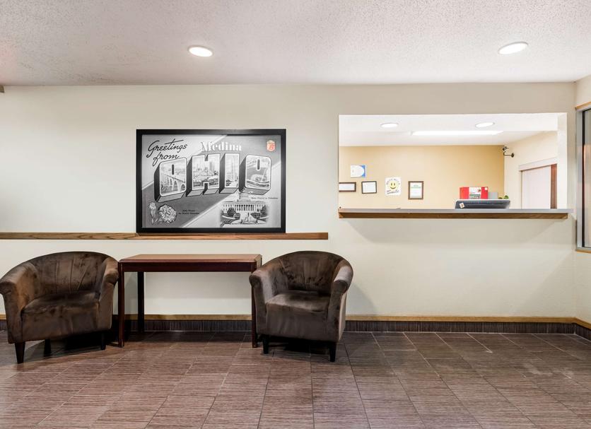 Front desk Photo