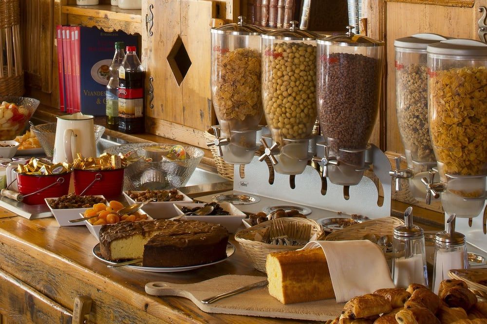 Buffet Photo
