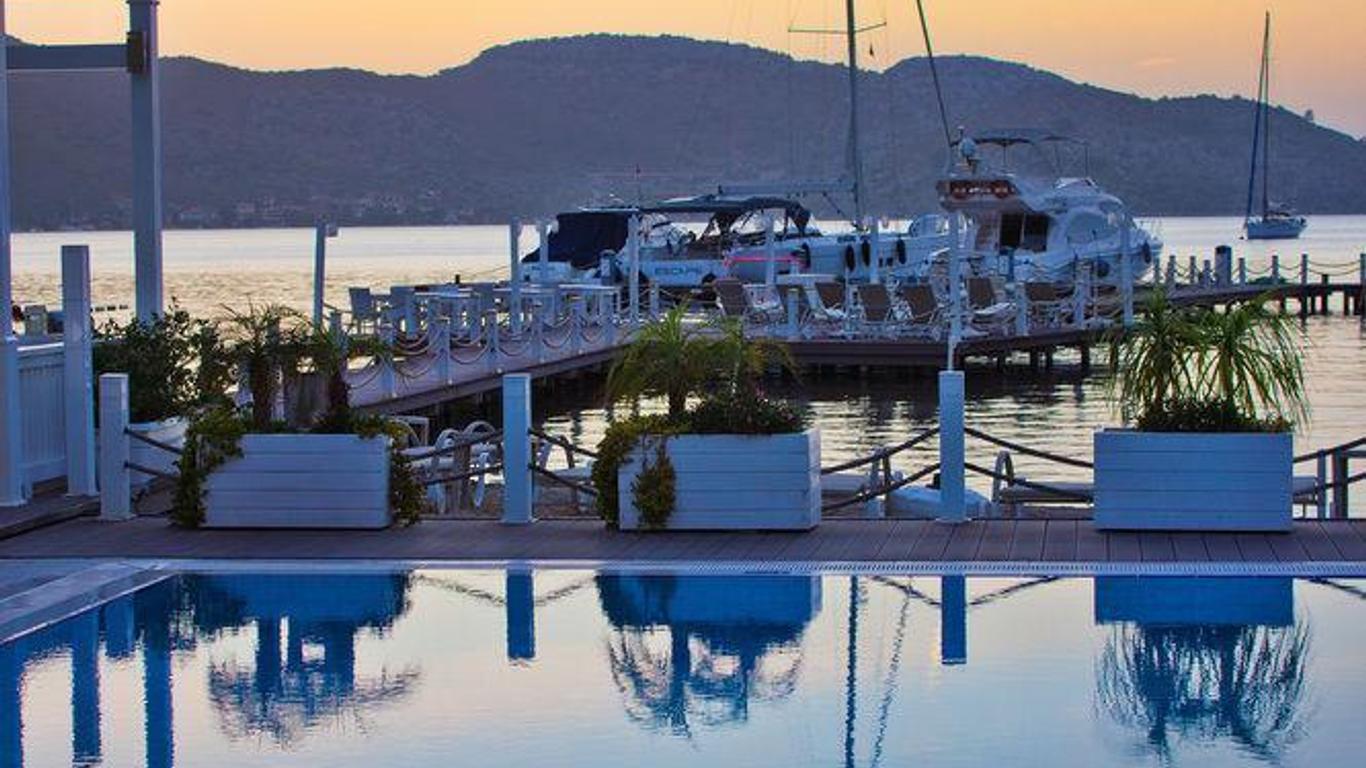 Selimiye Big Poseidon Boutique Hotel & Yacht Club