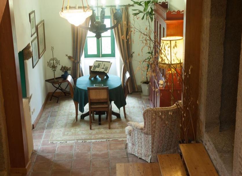 Dining room Photo