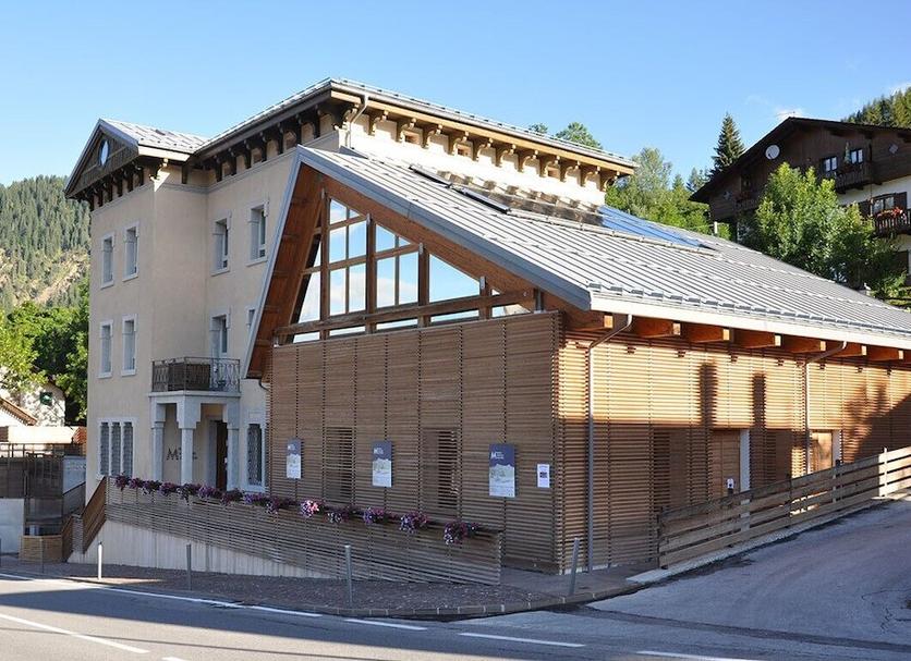 Building Photo