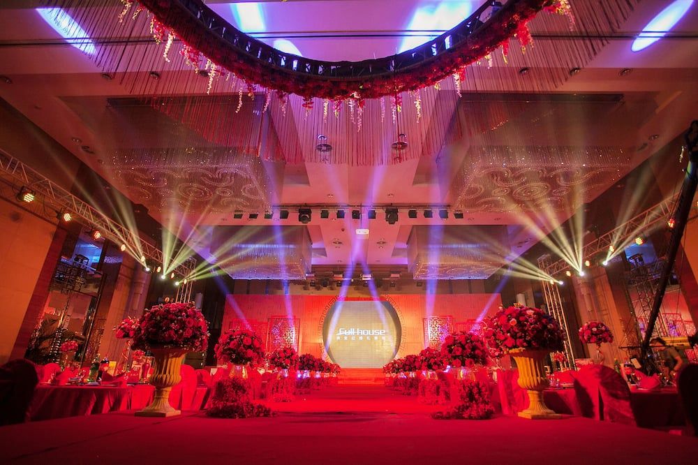 Banquet hall