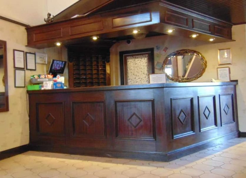 Front desk Photo