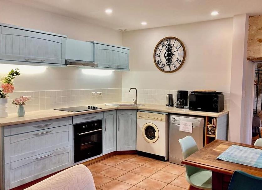 Kitchen Photo