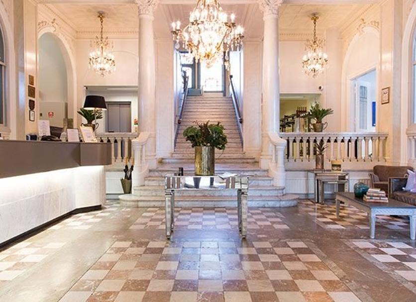 Lobby Photo